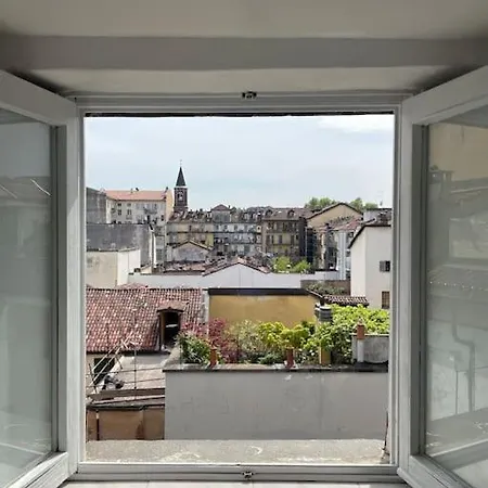 Mazzini Attic Apartment *